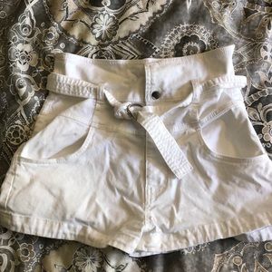 White highwaisted belt shorts